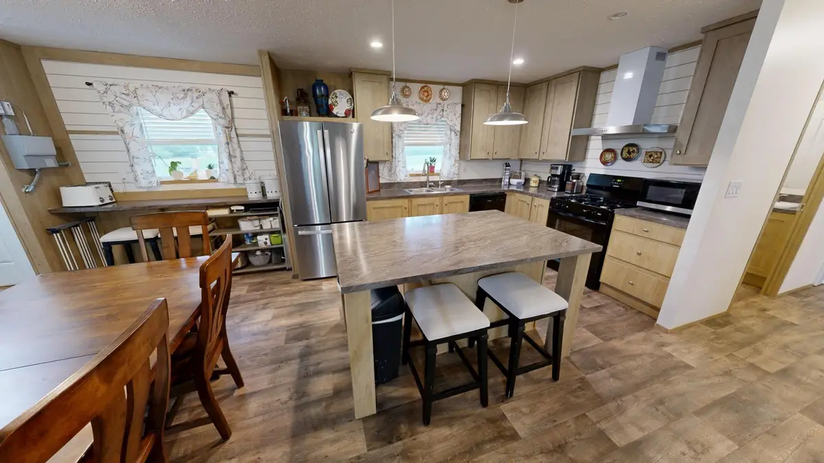 211 Farmdale Avenue, Lake Lillian, MN 56253 - #1