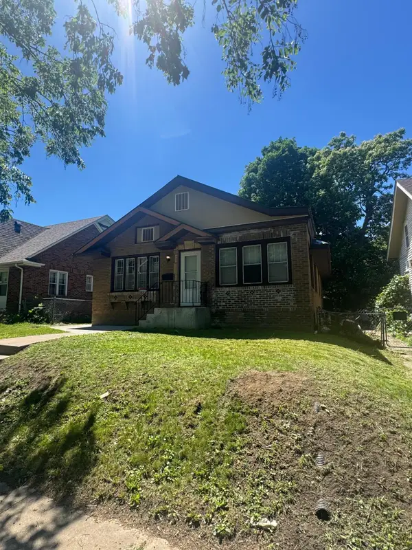 3237 Sheridan Avenue N, Minneapolis, MN 55412