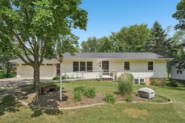 118 4th Avenue Ne, Lonsdale, MN 55046