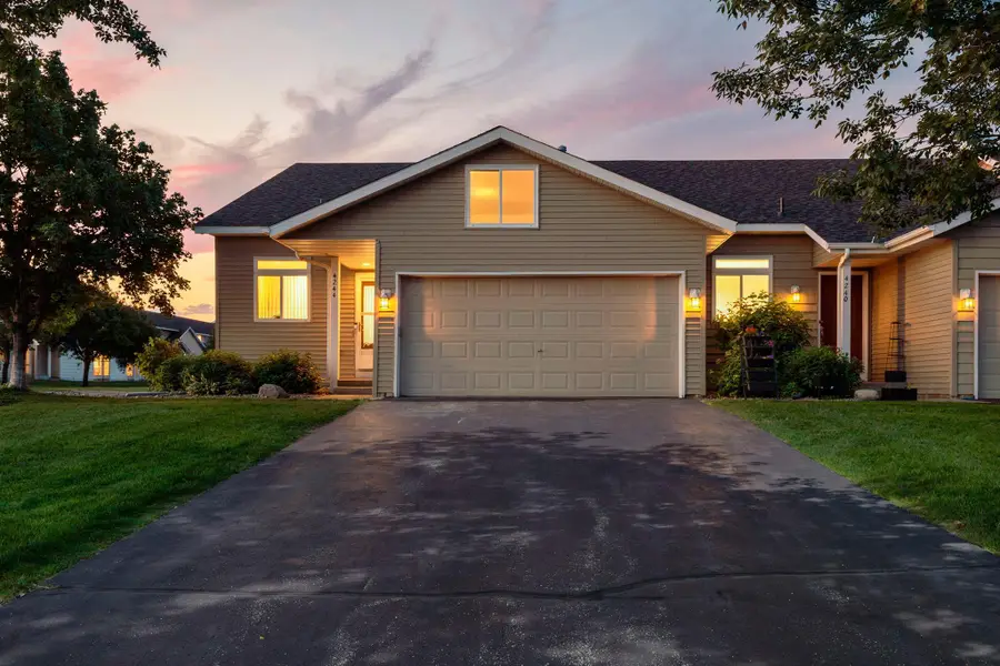 4244 Jarmann Lane, Shakopee, MN 55379 - #2