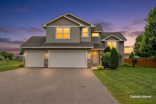 814 Brady Lane, New Richmond, WI 54017