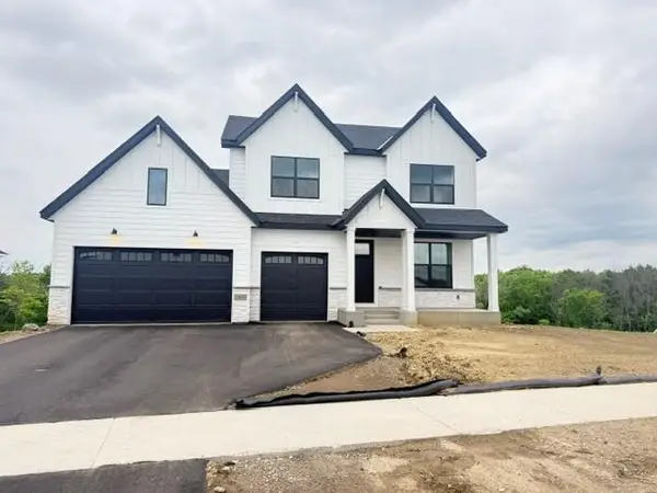 10695 Ithaca Lane N, Maple Grove, MN 55369