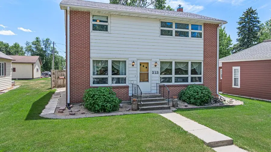 213 2nd Street E, Jasper, MN 56144 - #2