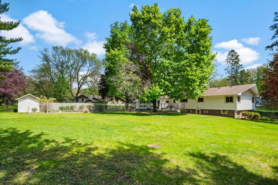 1125 Oakview Lane N, Minneapolis, MN 55441 - #2