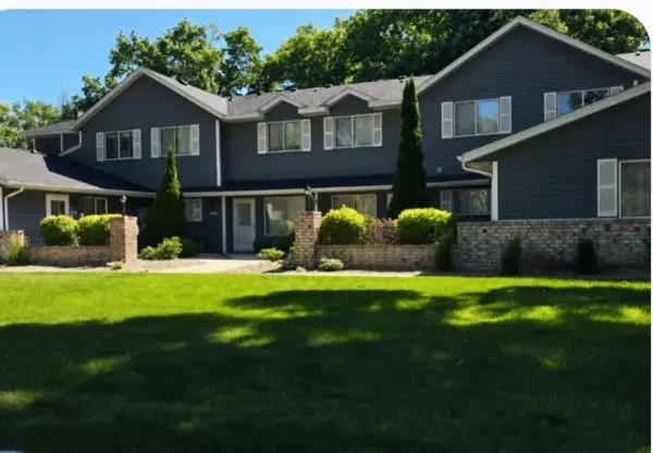 5942 Fernwood Street, Saint Paul, MN 55126