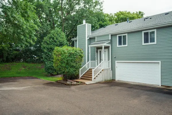 5653 Pompano Drive, Hopkins, MN 55343