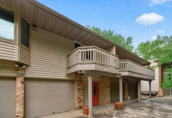72 Garden Drive, Burnsville, MN 55337