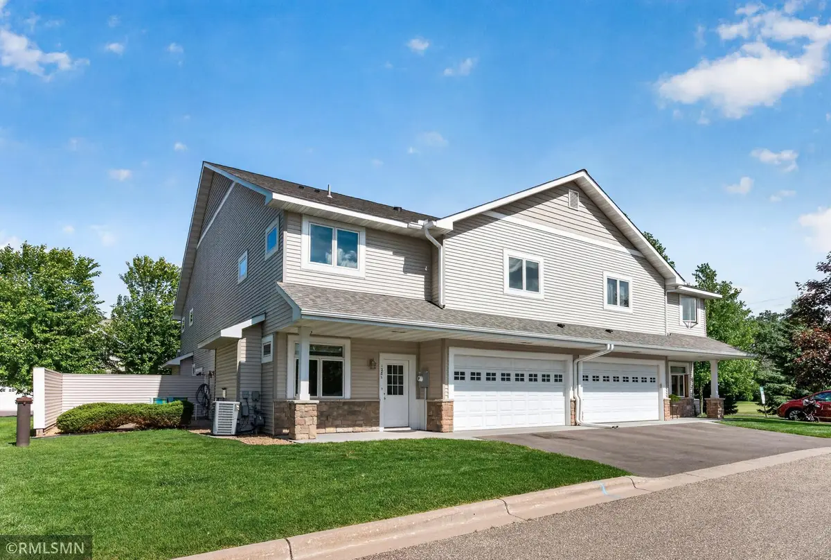 1281 County Road D Circle E, Vadnais Heights, MN 55109 - #1