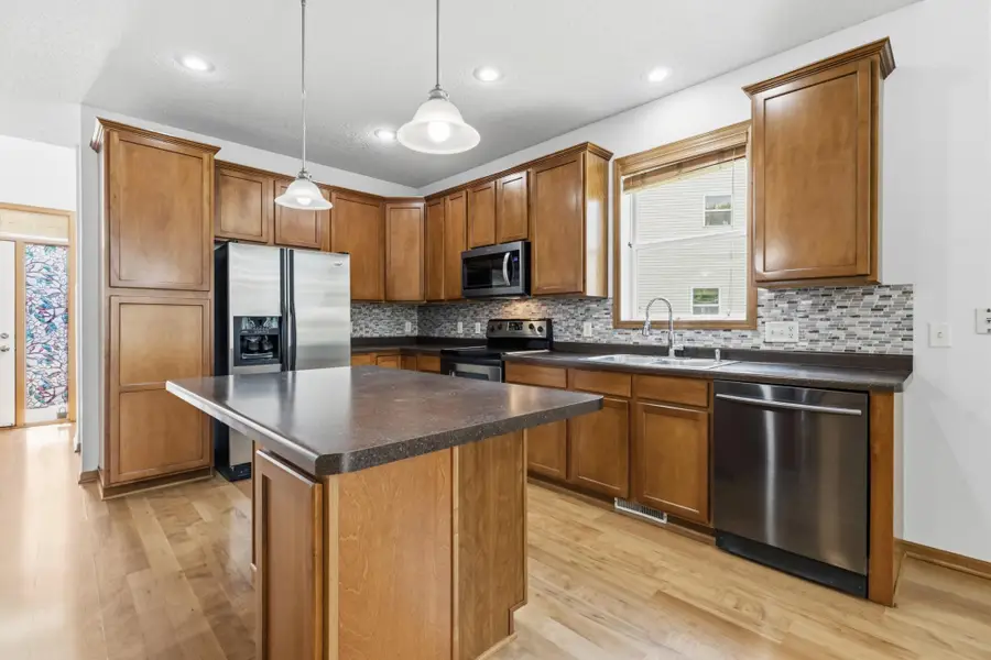 1767 Fescue Court, Shakopee, MN 55379 - #3