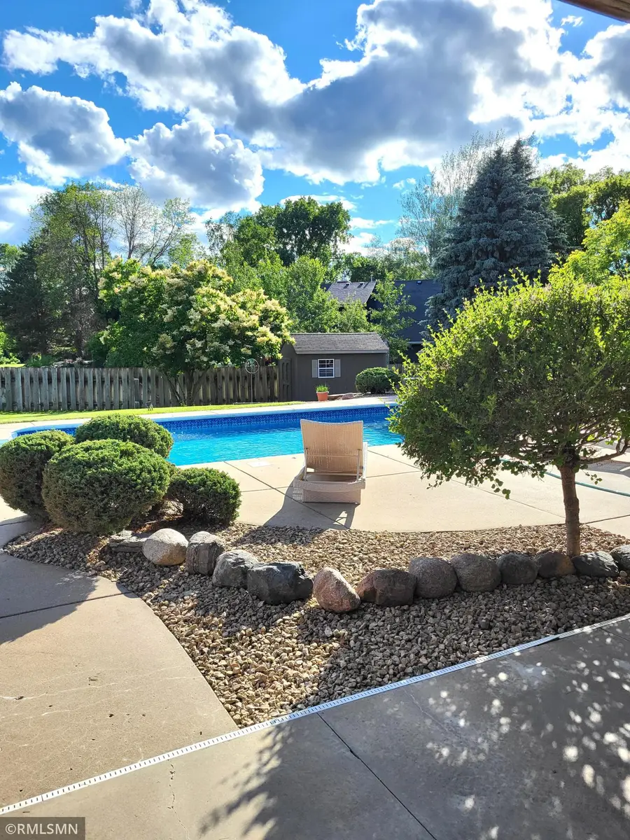 6102 Creek Ridge Court, Minnetonka, MN 55345 - #2