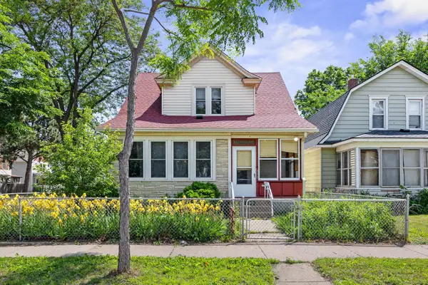 898 Western Avenue N, Saint Paul, MN 55117