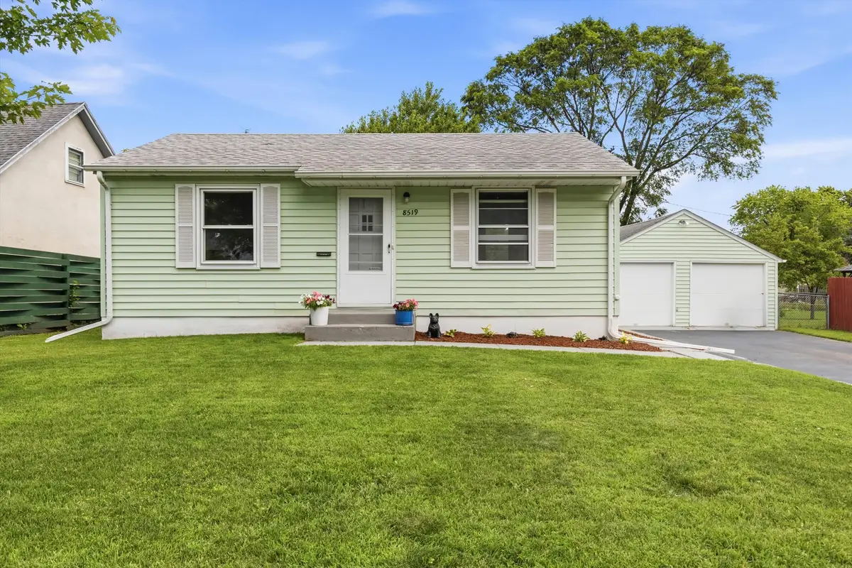 8519 Stevens Avenue S, Minneapolis, MN 55420 - #1