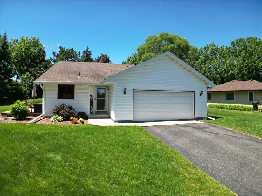 1545 Waterloo Avenue, Saint Paul, MN 55118 - #2