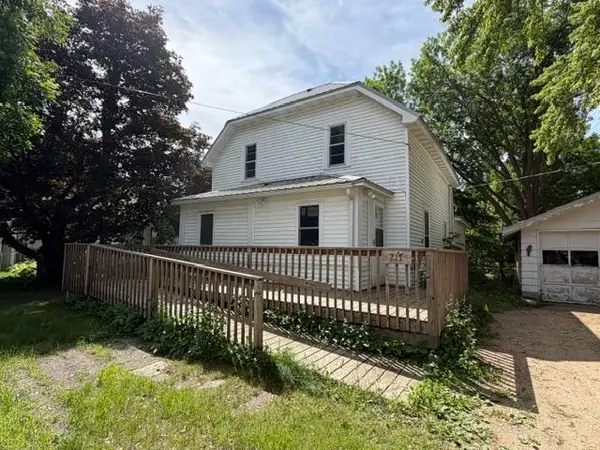 217 W Oak Street, Osakis, MN 56360