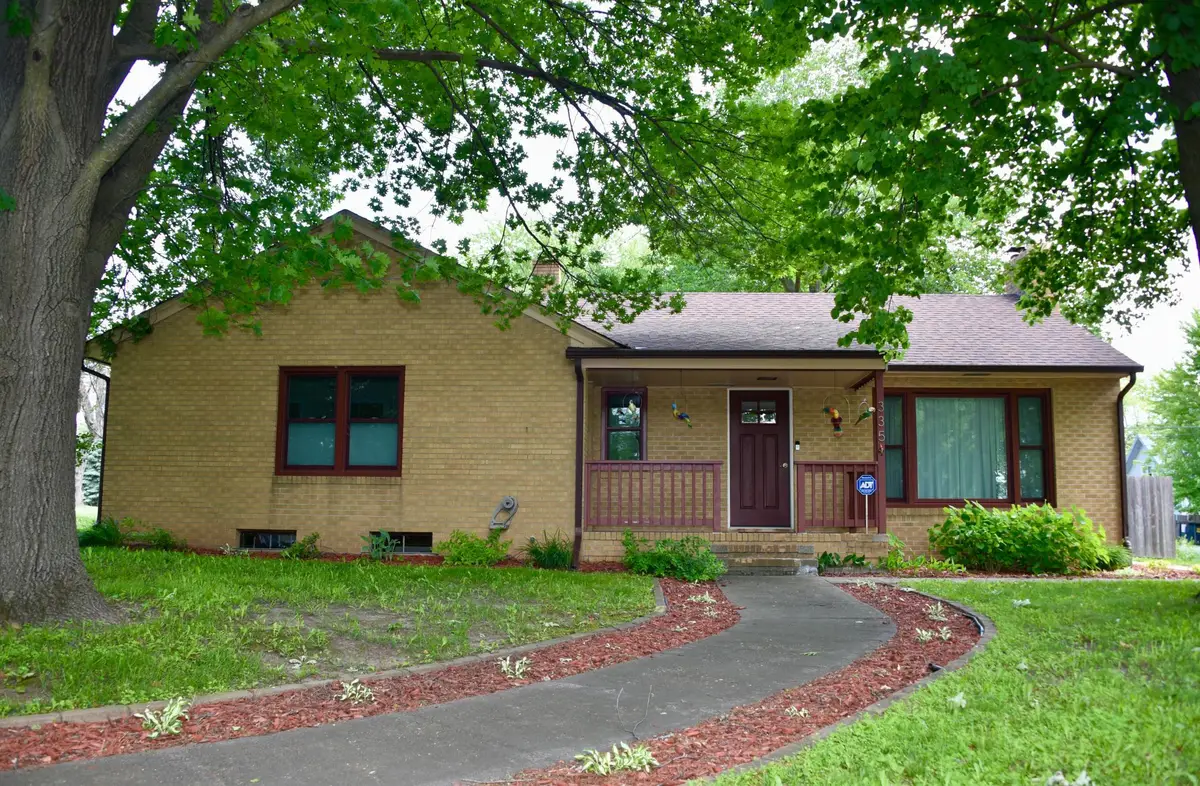 335 2nd Avenue Sw, Milaca, MN 56353 - #1