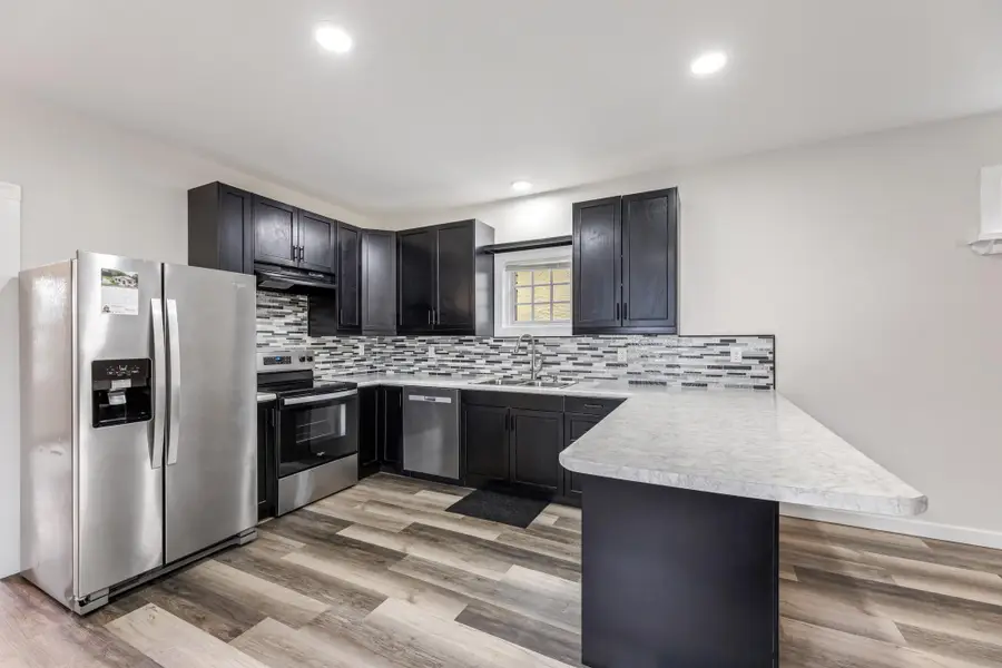 875 E King Street, Winona, MN 55987 - #3