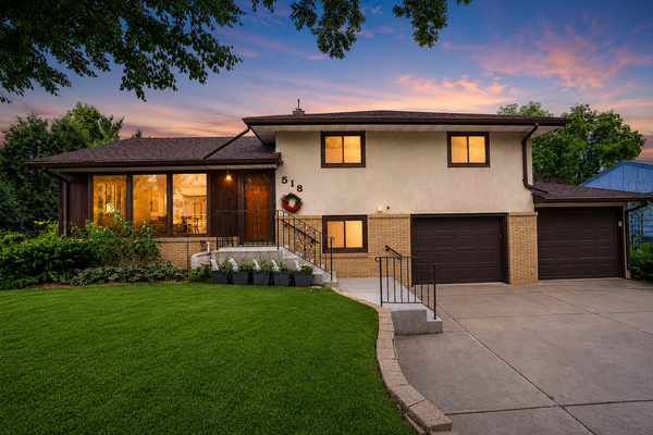 518 12th Avenue Nw, Saint Paul, MN 55112