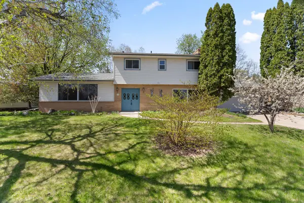 9908 Oxborough Road, Minneapolis, MN 55437
