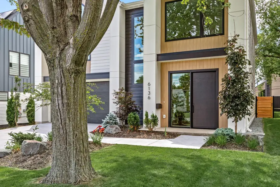 6136 Oaklawn Avenue, Edina, MN 55424 - #2