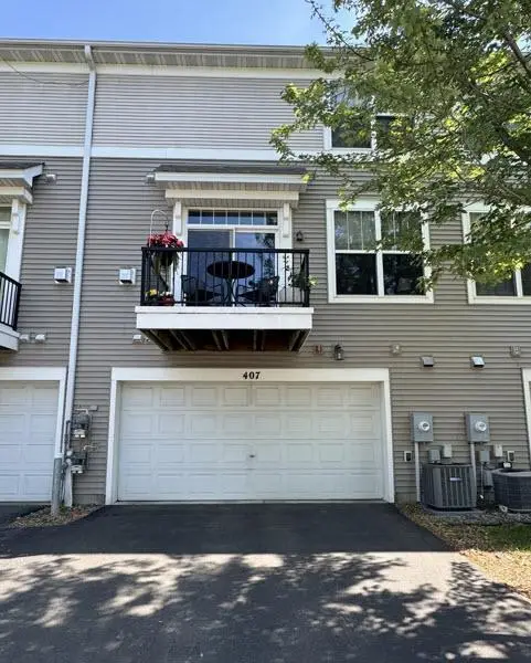 407 NE Lookout Place Ne #407, Minneapolis, MN 55421 - #3