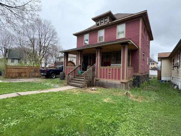 306 7th St S, Virginia, MN 55792