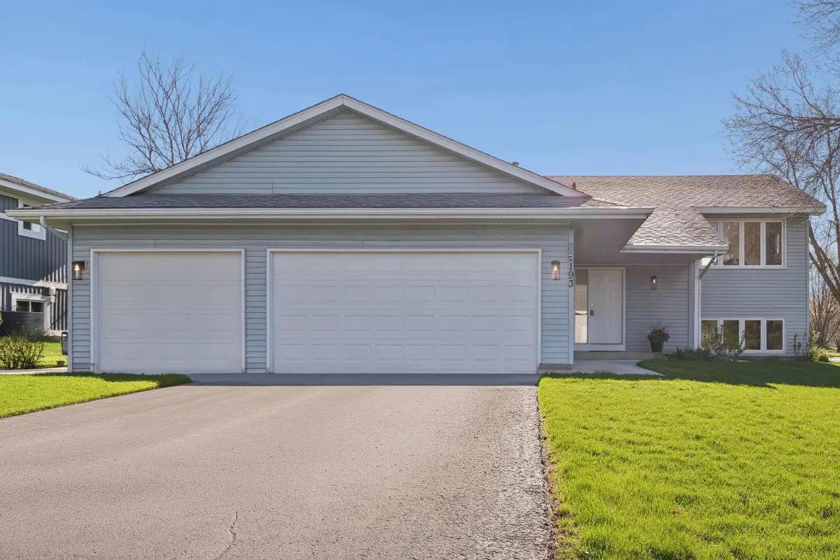 1193 Shawmut Street S, Shakopee, MN 55379 - #1