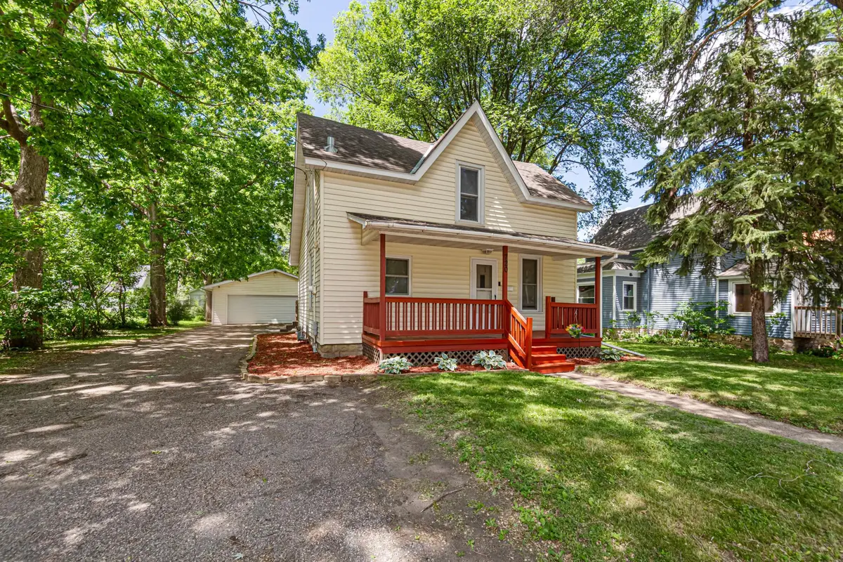720 8th Avenue Nw, Faribault, MN 55021 - #1