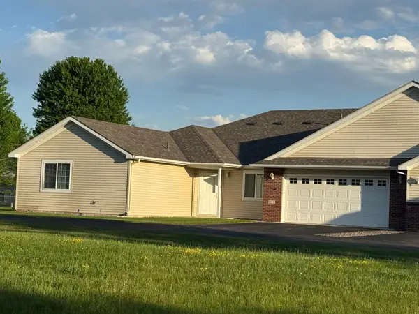 1276 Heritage Lane, Waite Park, MN 56387