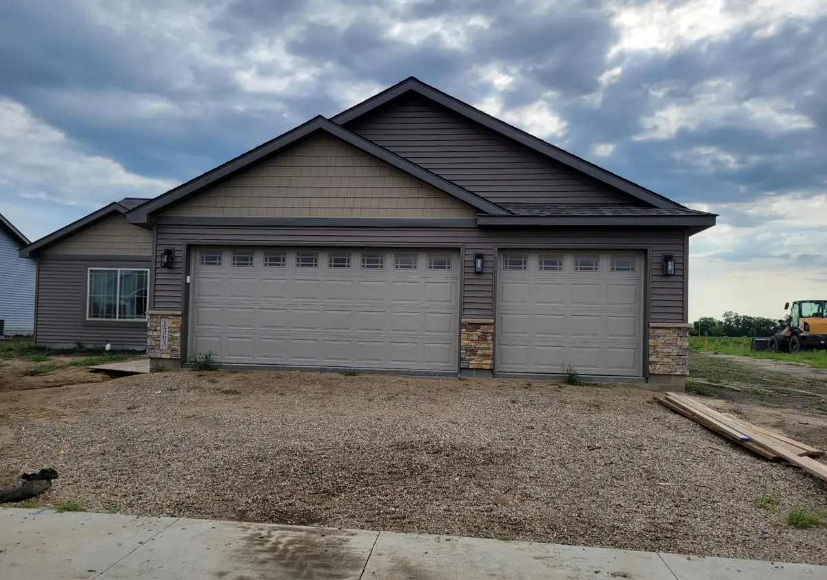 1363 Cullen Street, Saint Peter, MN 56082 - #1