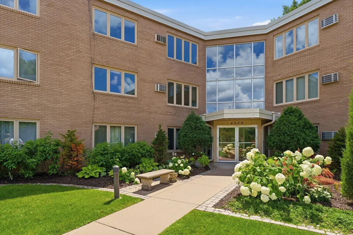 4370 Brookside Court #302, Minneapolis, MN 55436 - #1