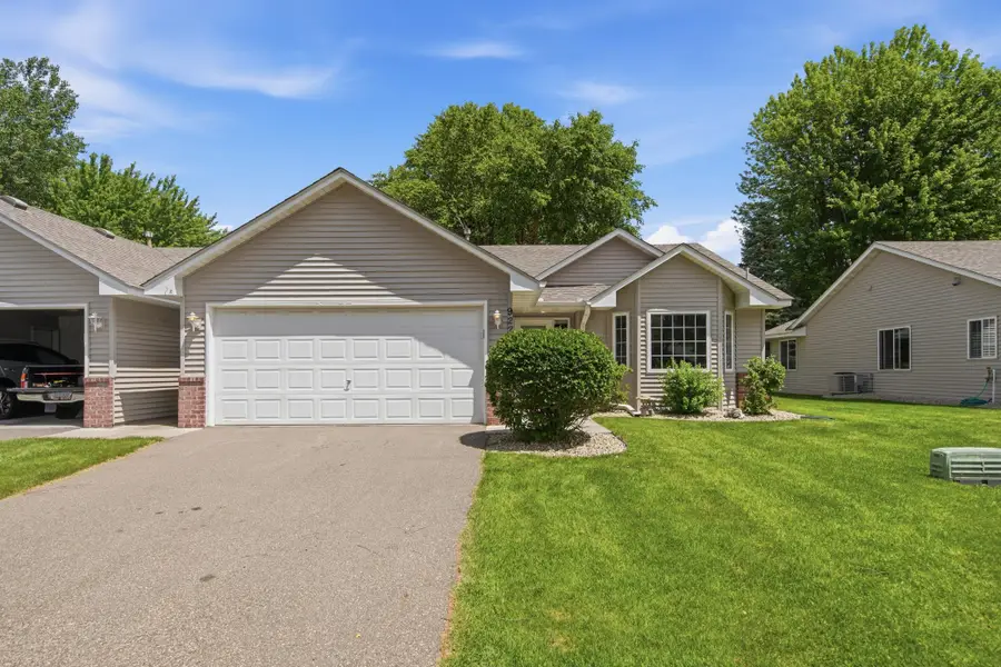 922 105th Avenue Nw, Coon Rapids, MN 55433 - #2