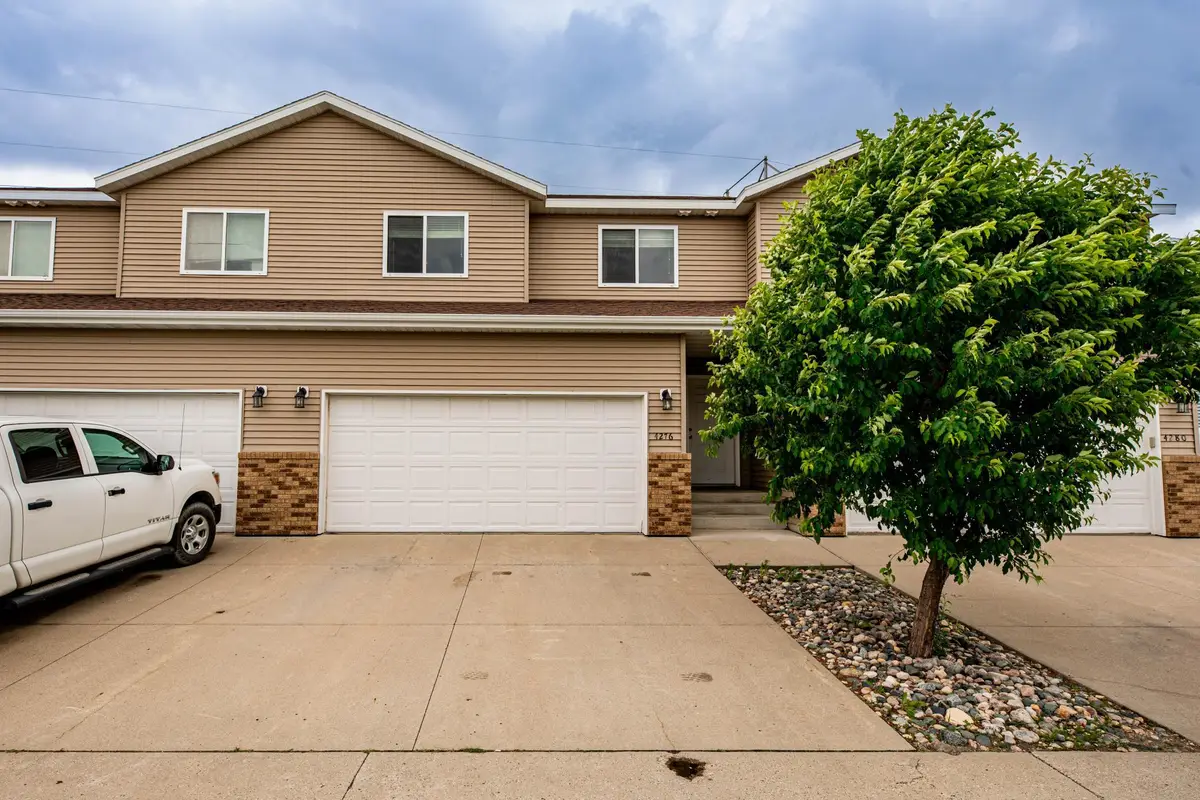 4276 Estate Drive S, Fargo, ND 58104 - #1