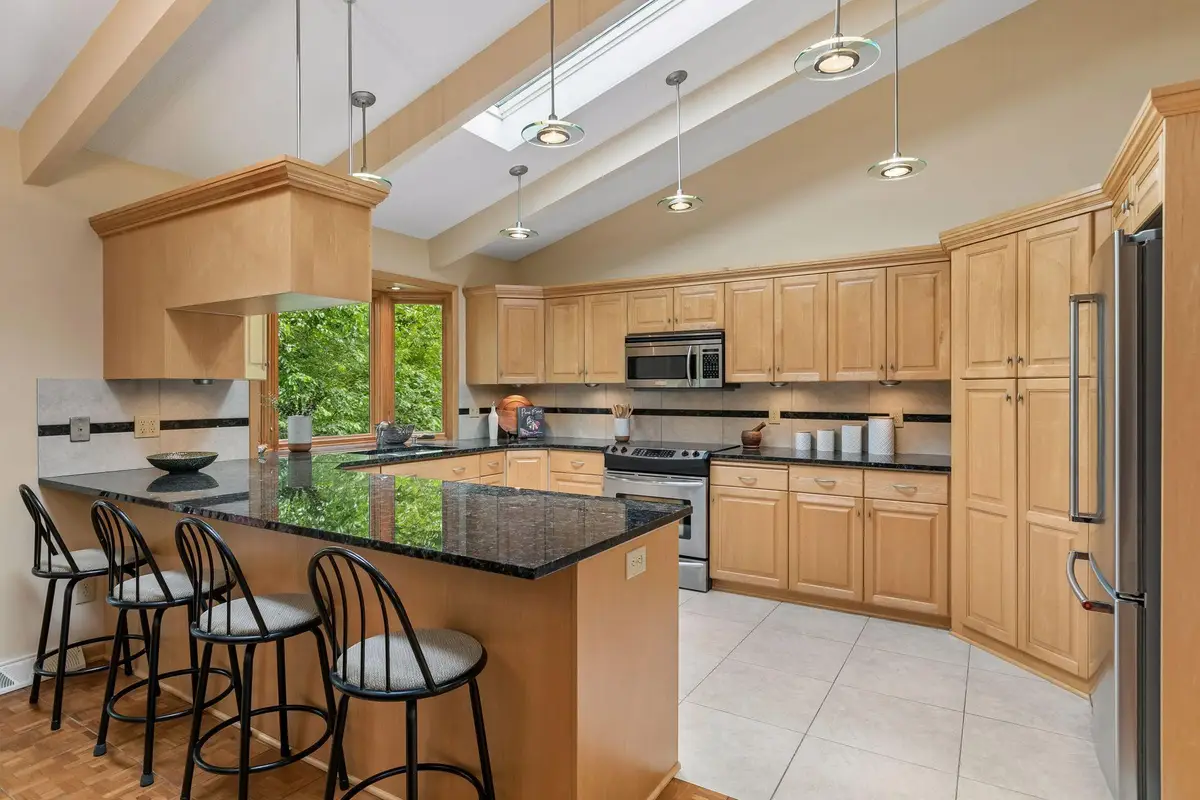 2700 Kyle Avenue N, Golden Valley, MN 55422 - #1