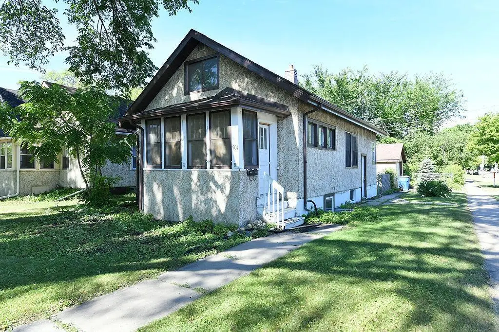 901 5th Street S, Moorhead, MN 56560 - #1