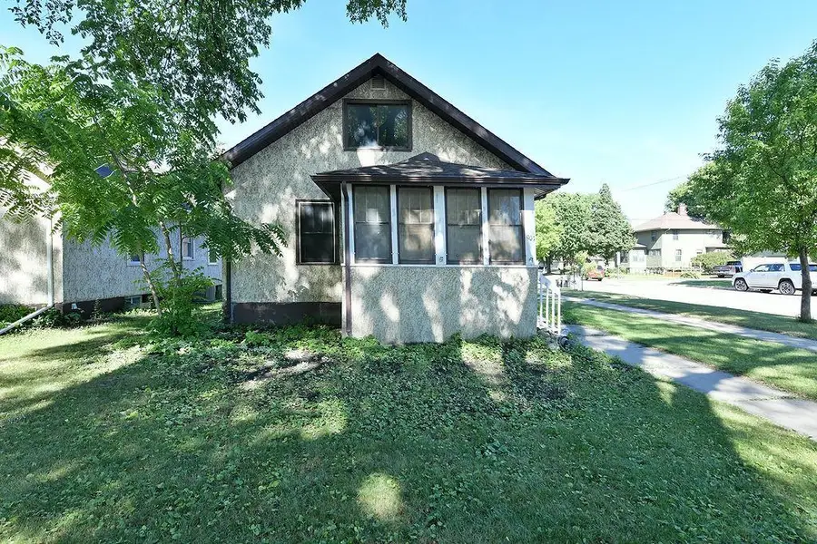 901 5th Street S, Moorhead, MN 56560 - #2