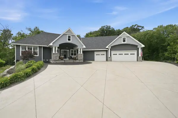 15385 50th Street N, Stillwater, MN 55082