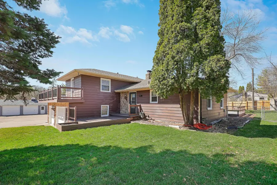 2930 Bay Street, Wayzata, MN 55391 - #3