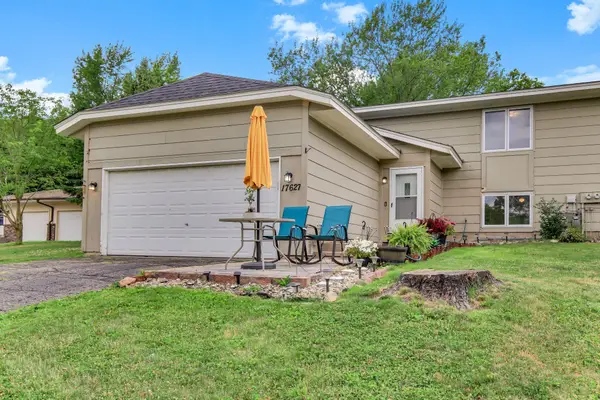 17627 Ionia Court, Lakeville, MN 55044