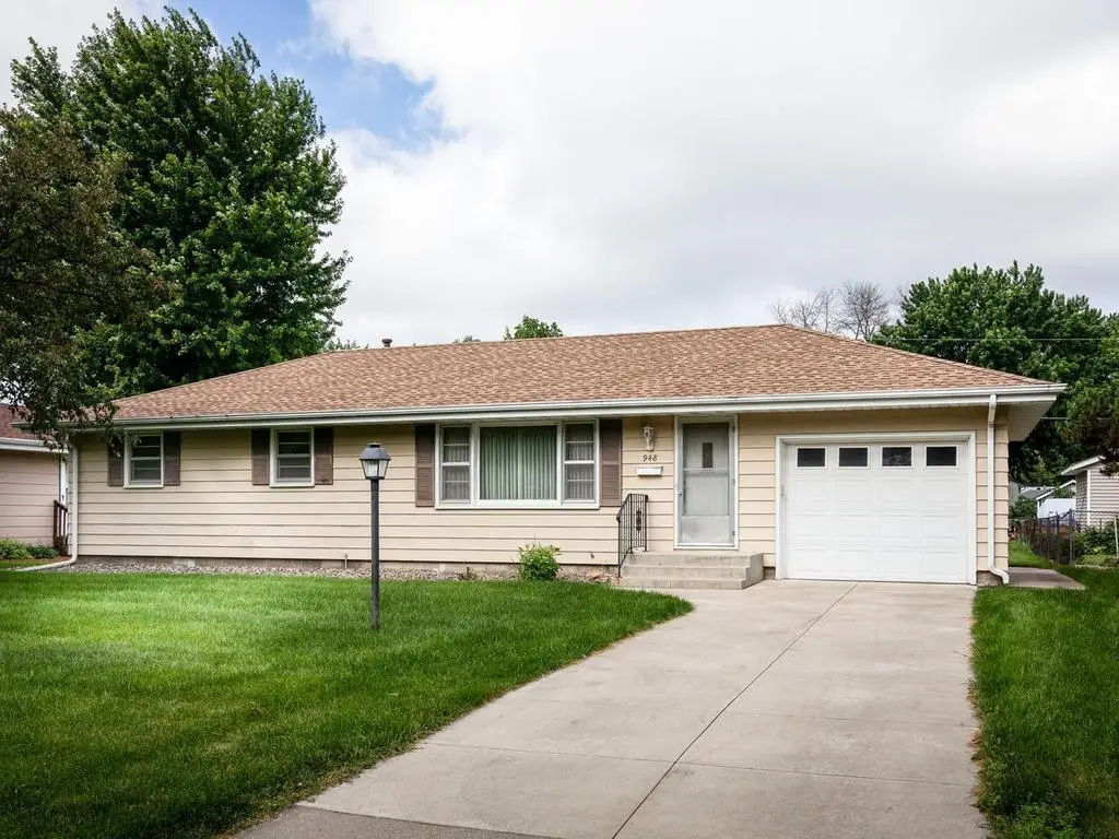 948 Main Street S, Shakopee, MN 55379 - #1