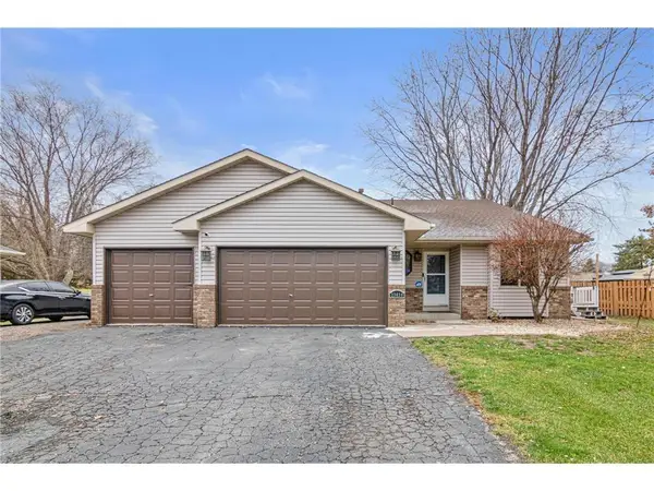 23030 Henna Avenue N, Forest Lake, MN 55025