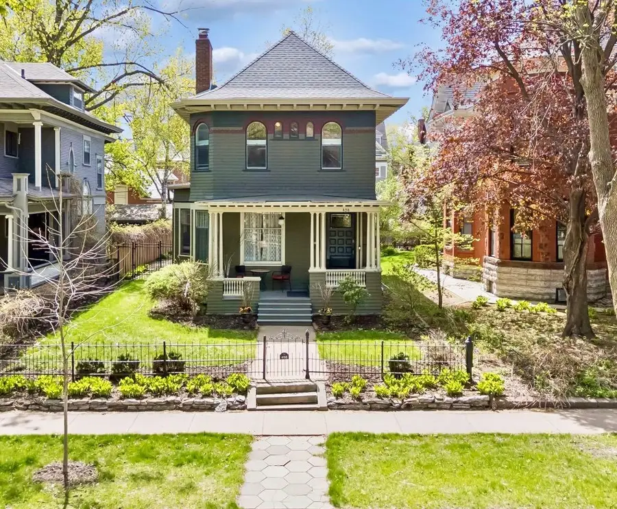 458 Holly Avenue, Saint Paul, MN 55102 - #2