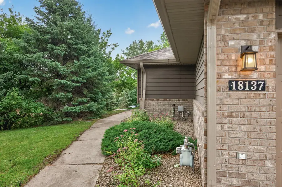 18137 Judicial Way S, Lakeville, MN 55044 - #2