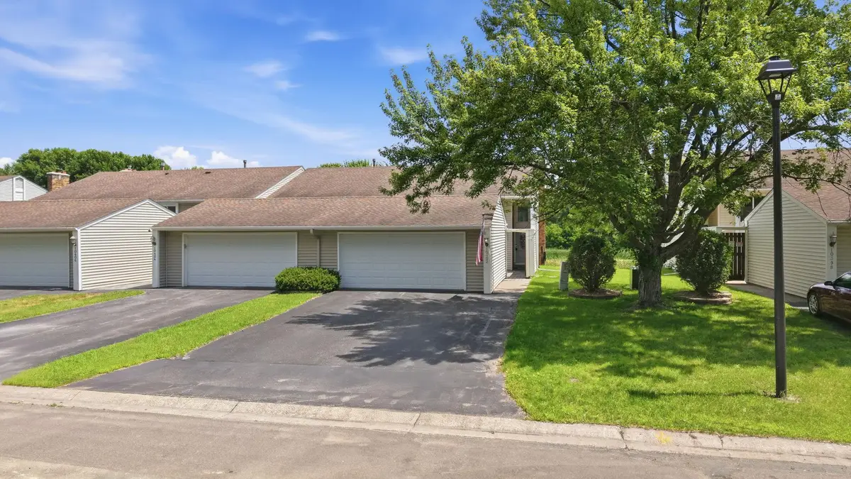 10402 Yorktown Lane N, Osseo, MN 55369 - #1