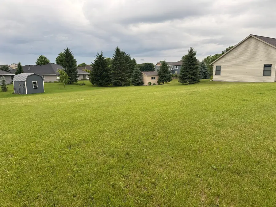 636 W River Drive, New London, MN 56273 - #2