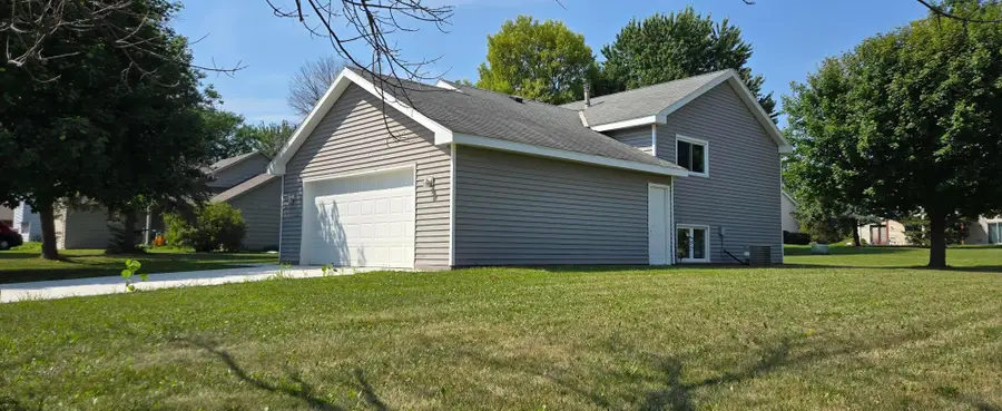 524 Wood Way, Burnsville, MN 55337 - #3