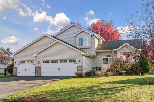 13789 Goldenrod Street Nw, Andover, MN 55304