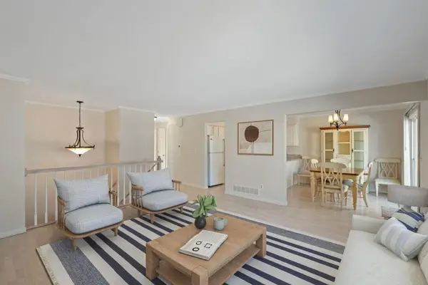 6140 Creek View Ridge, Minnetonka, MN 55345