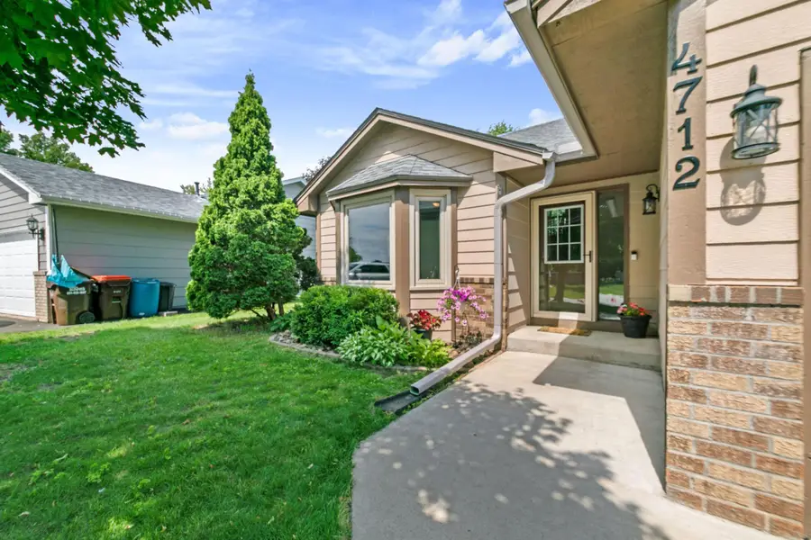 4712 Heather Ridge Road N, Oakdale, MN 55128 - #2