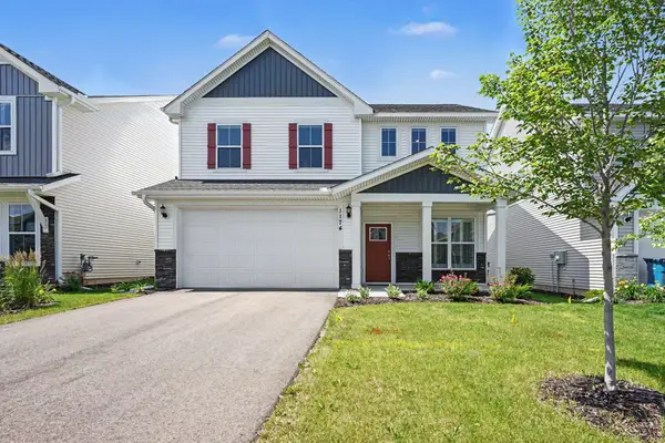 1174 150th Street W, Rosemount, MN 55068