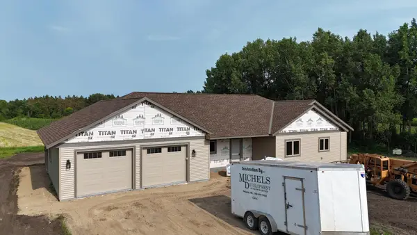 16435 Highway 71 Ne, New London, MN 56273
